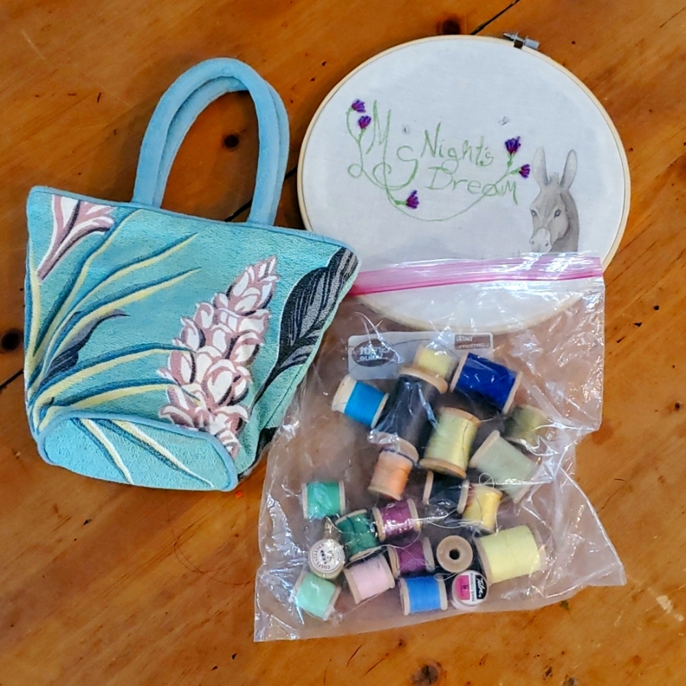 Lot vintage 1940 sewing thread wood spools shakespeare craft Bart cloth purse